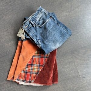 Free People Corduroy Patchwork Denim. Flared legs. Size 29
New w/tags